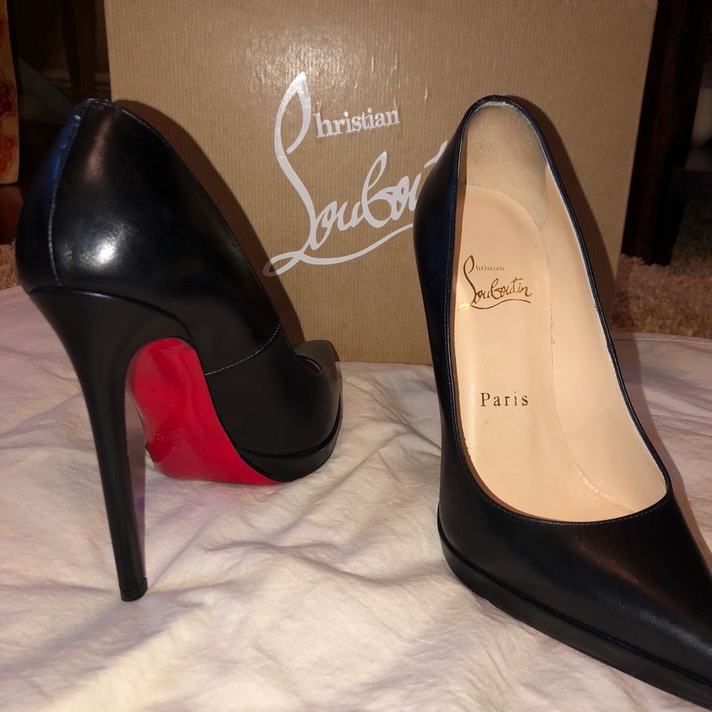 LOUBATIN CLASSIC PUMPS